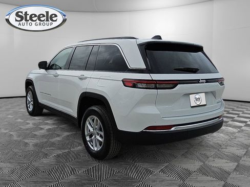 New 2026 Jeep Grand Cherokee Laredo w/ Trailer Tow Package RWD image 3