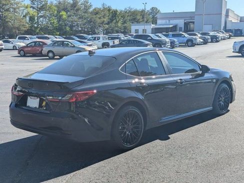 Used 2025 Toyota Camry LE w/ Convenience Package image 7