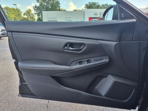 New 2025 Nissan Sentra S image 9