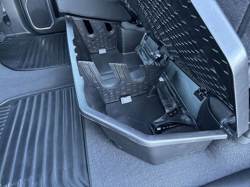 Certified 2022 Chevrolet Silverado 1500 LT image 20