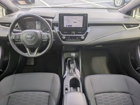 Used 2025 Toyota Corolla SE FWD image 14
