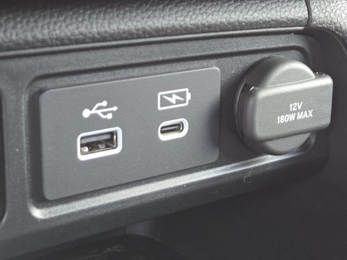 Used 2025 Honda Pilot TrailSport image 30