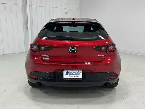 Used 2025 MAZDA MAZDA3 Hatchback w/Premium Plus Pkg image 4