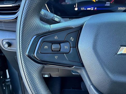 Used 2025 Chevrolet TrailBlazer LT image 18