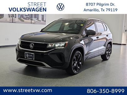 Certified 2023 Volkswagen Taos SE w/ Black Wheel Package