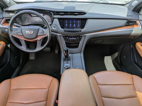Certified 2023 Cadillac XT5 Premium Luxury w/ LPO, Floor Liner Package AWD/4WD image 14