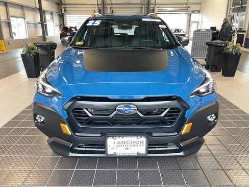 Used 2025 Subaru Crosstrek 2.5i Wilderness image 2