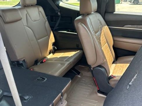 Used 2022 Kia Telluride SX w/ SX Prestige Package AWD/4WD image 23
