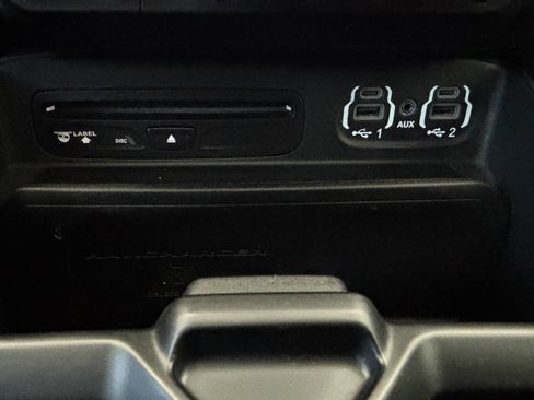 Used 2019 RAM 2500 Limited AWD/4WD image 23