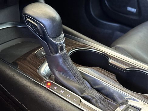 Used 2024 Chevrolet Malibu LT image 19