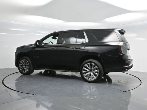 Used 2025 Chevrolet Tahoe High Country image 9