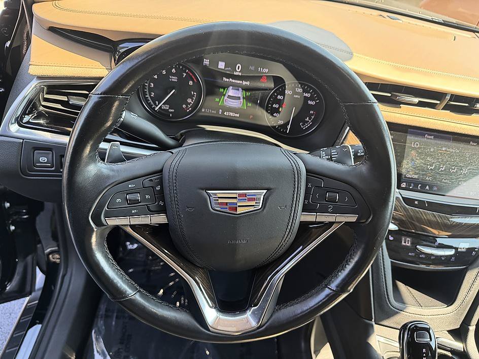 Used 2023 Cadillac XT6 Sport w/ Platinum Package AWD/4WD image 11
