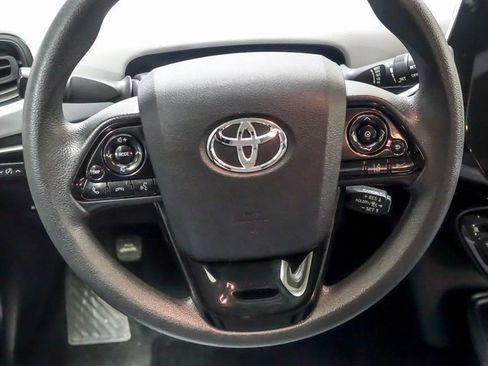 Certified 2022 Toyota Prius LE image 14