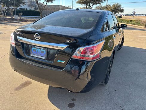 Used 2014 Nissan Altima 2.5 SV w/ Convenience Package image 5