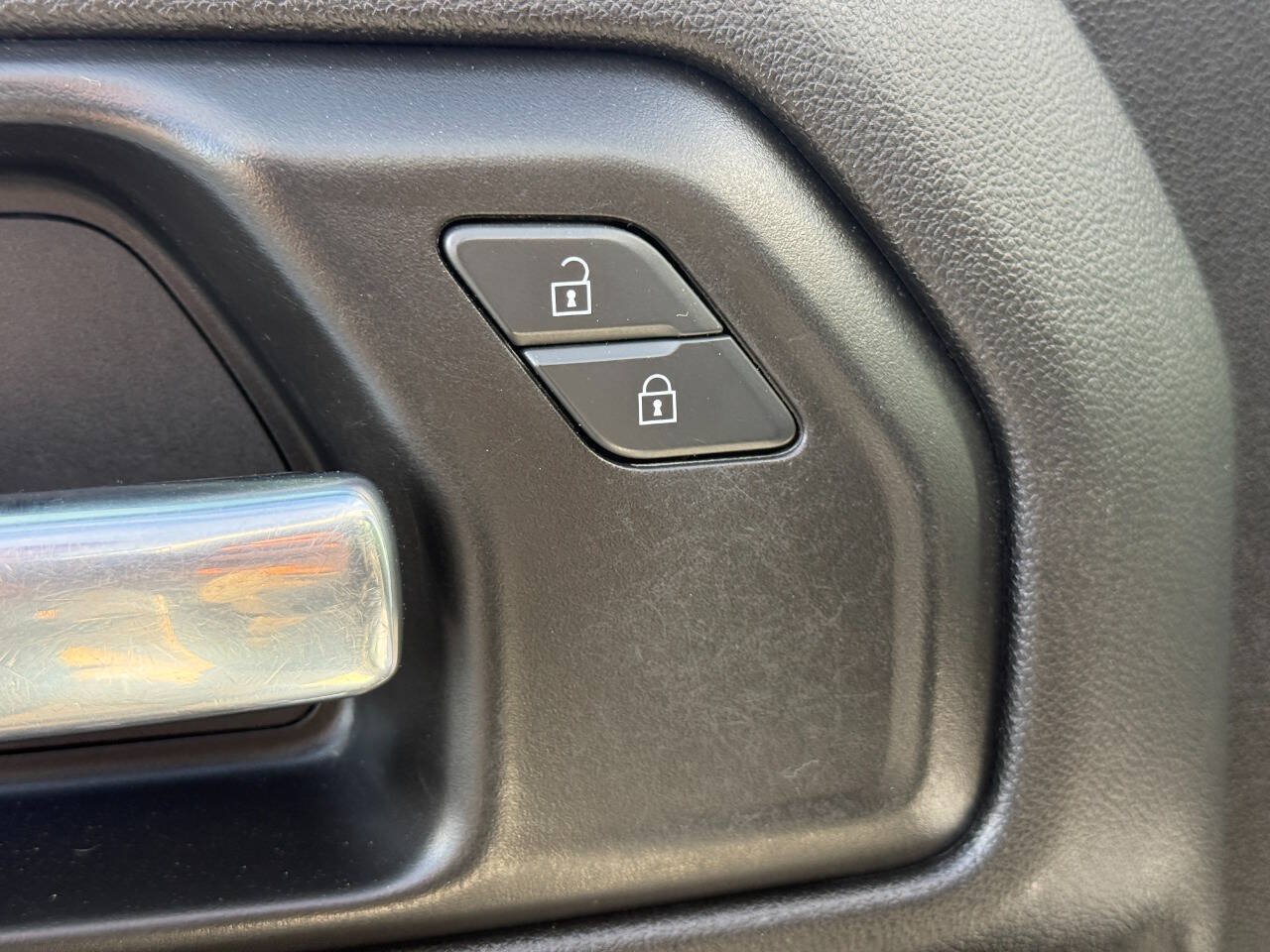 Used 2021 Chevrolet Silverado 1500 W/T w/ WT Safety Package AWD/4WD image 13