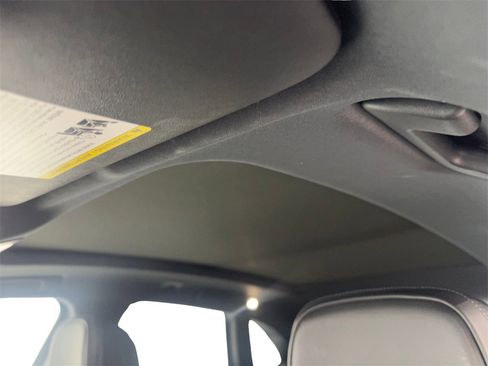 Used 2023 Porsche Macan image 70