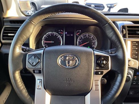Used 2023 Toyota 4Runner Limited AWD/4WD image 28
