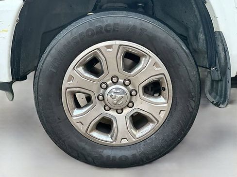 Used 2018 RAM 2500 Big Horn w/ Sport Appearance Group image 30