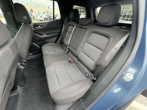 Used 2026 Chevrolet Equinox LT w/ Safety and Technology Package AWD/4WD image 5