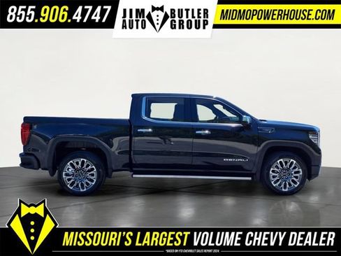 Used 2023 GMC Sierra 1500 Denali Ultimate AWD/4WD image 4