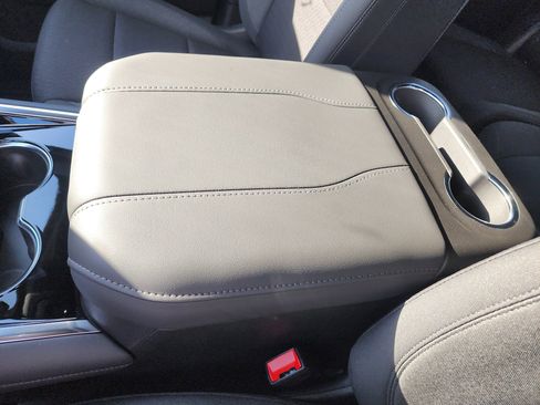 New 2026 Chevrolet Suburban LS image 35