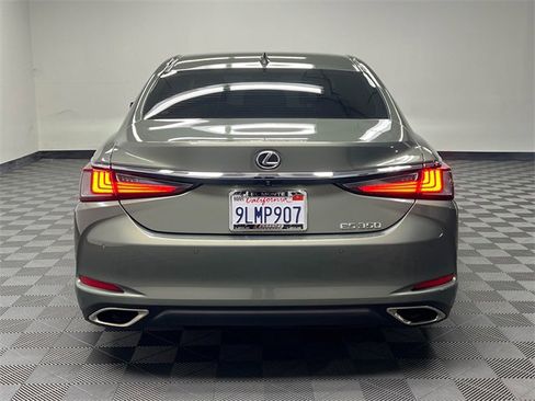 Certified 2024 Lexus ES 350 w/ Premium Package image 7