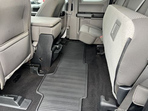 Used 2018 Ford F150 XLT w/ Max Trailer Tow Package image 16