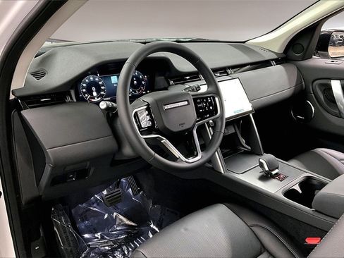 New 2025 Land Rover Discovery Sport S image 7