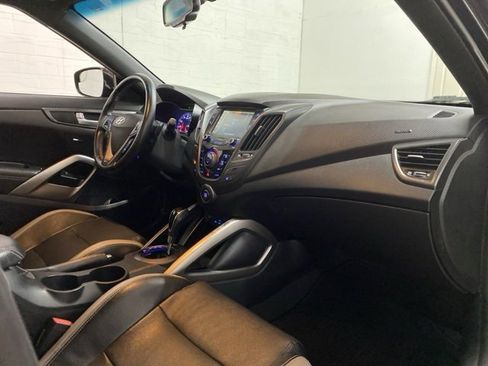 Used 2016 Hyundai Veloster Turbo w/ Option Group 04 image 21