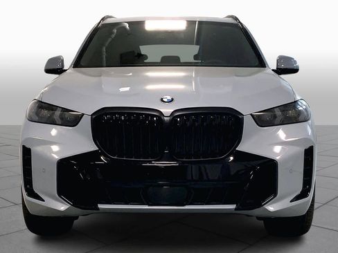 New 2026 BMW X5 xDrive40i w/ M Sport Package image 3