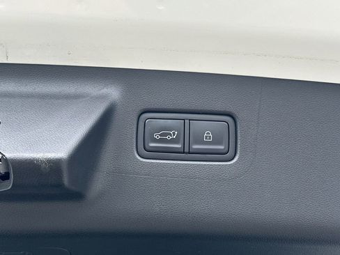 Used 2025 Hyundai Santa Fe Calligraphy AWD/4WD image 7