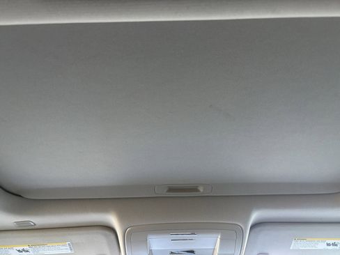 Used 2020 Chevrolet Tahoe Premier w/ Premier 6.2L Value Package image 7