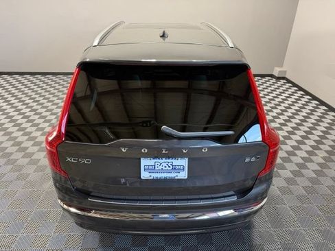 Used 2023 Volvo XC90 B6 Plus w/ Protection Package Premier AWD/4WD image 12