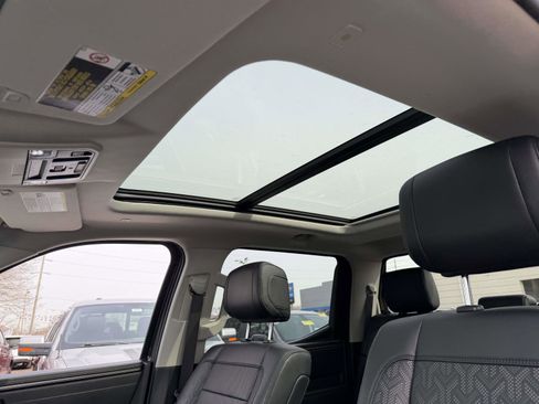 Used 2022 Toyota Tundra Limited AWD/4WD image 11