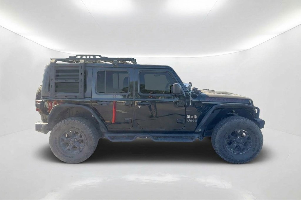 Used 2022 Jeep Wrangler Unlimited Rubicon AWD/4WD image 4