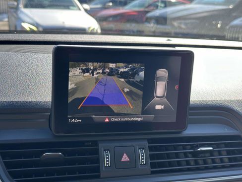 Used 2019 Audi SQ5 Premium image 30