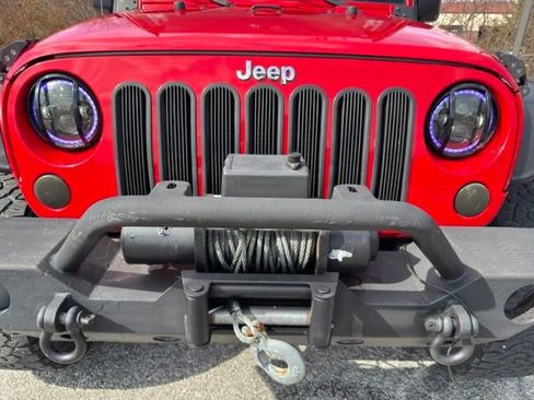 Used 2015 Jeep Wrangler Unlimited Sport w/ Quick Order Package 24S AWD/4WD image 11