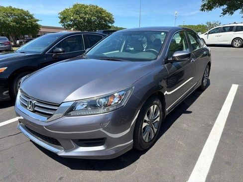 Used 2014 Honda Accord LX image 3