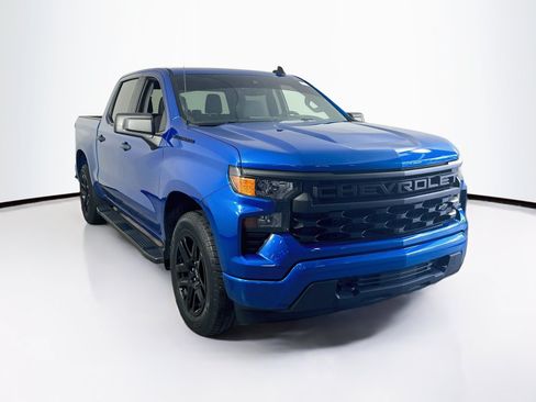 Used 2023 Chevrolet Silverado 1500 Custom w/ LPO, Dark Essentials Package RWD image 3