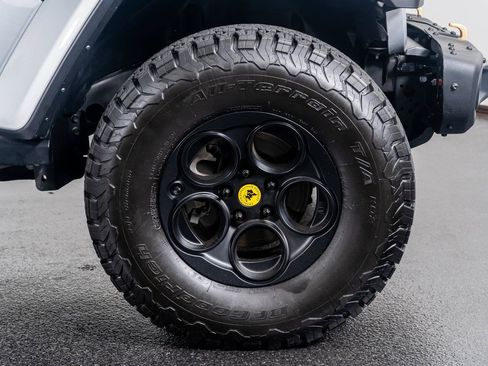 Used 2023 Jeep Wrangler Unlimited Rubicon 392 w/ Trailer Tow Package AWD/4WD image 7