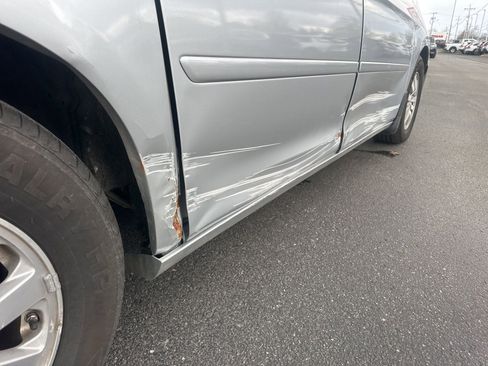 Used 2010 Honda Odyssey EX-L image 39