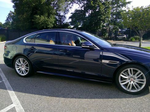 Used 2023 Jaguar XF R-Dynamic SE AWD/4WD image 48