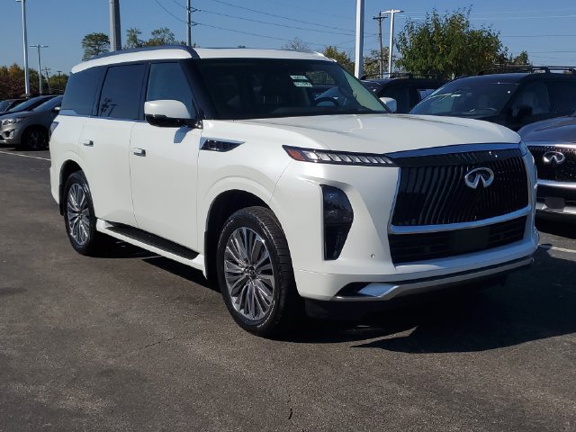 Certified 2026 INFINITI QX80 Luxe w/ Cargo Package AWD/4WD image 31