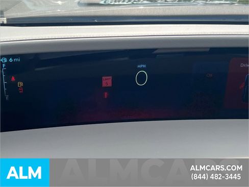 Used 2024 Lincoln Nautilus Premier w/ Equipment Group 102A image 34