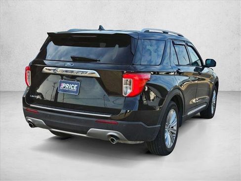 Used 2023 Ford Explorer Limited w/ Limited Technology Package RWD image 5