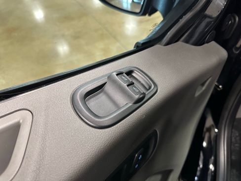 Used 2021 Ford Transit 350 XLT image 12