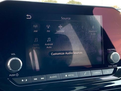 Used 2024 Nissan Pathfinder SV image 22