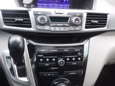 Used 2012 Honda Odyssey EX-L image 38