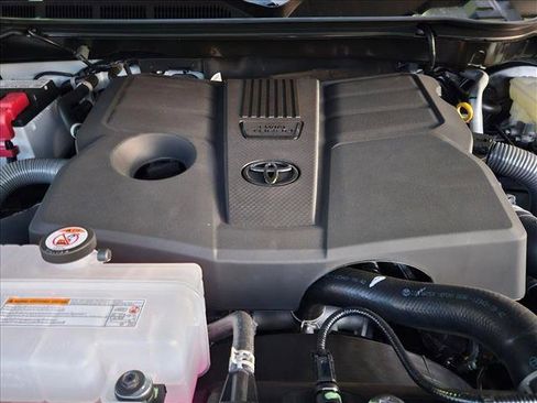 New 2026 Toyota Tundra SR5 AWD/4WD image 15