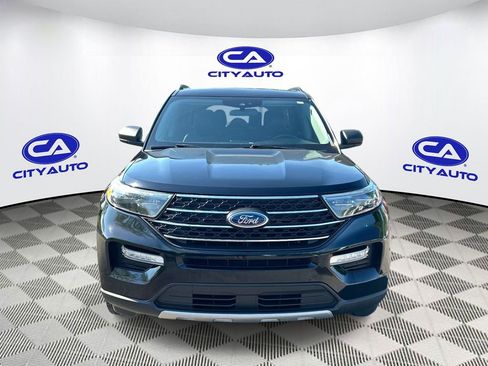 Used 2023 Ford Explorer XLT w/ Equipment Group 202A AWD/4WD image 10